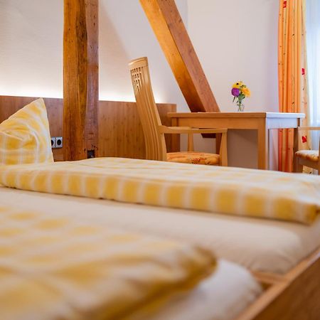 Gasthaus-Pension Zum Kreuz Stuhlingen Luaran gambar