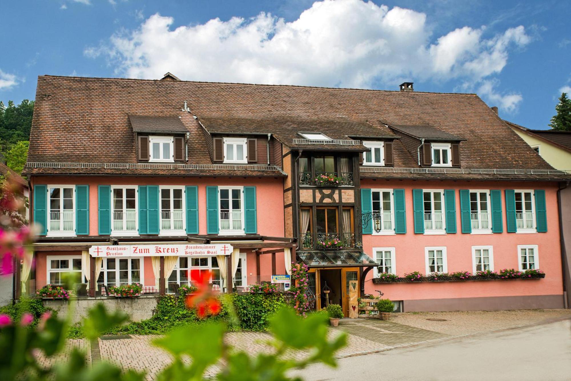 Gasthaus-Pension Zum Kreuz Stuhlingen Luaran gambar