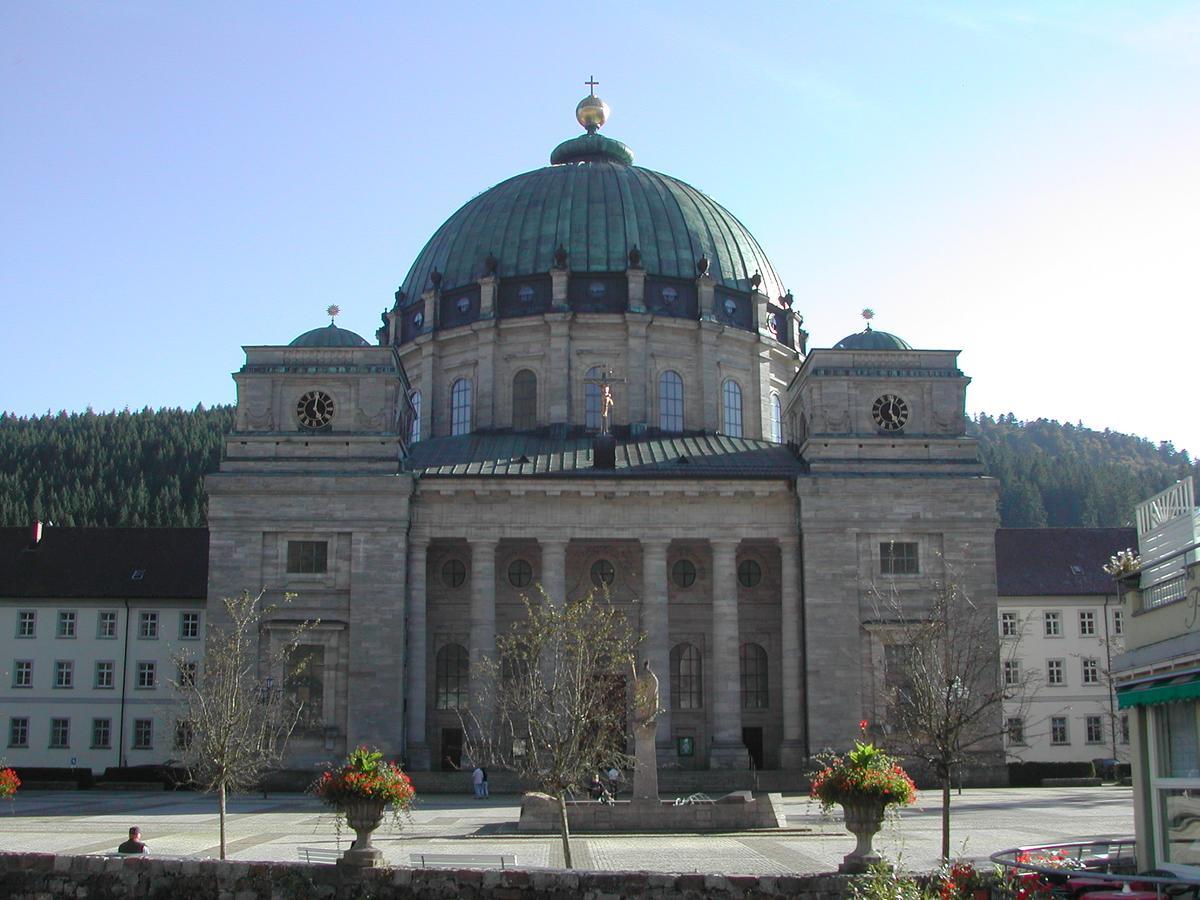 Gasthaus-Pension Zum Kreuz Stuhlingen Luaran gambar